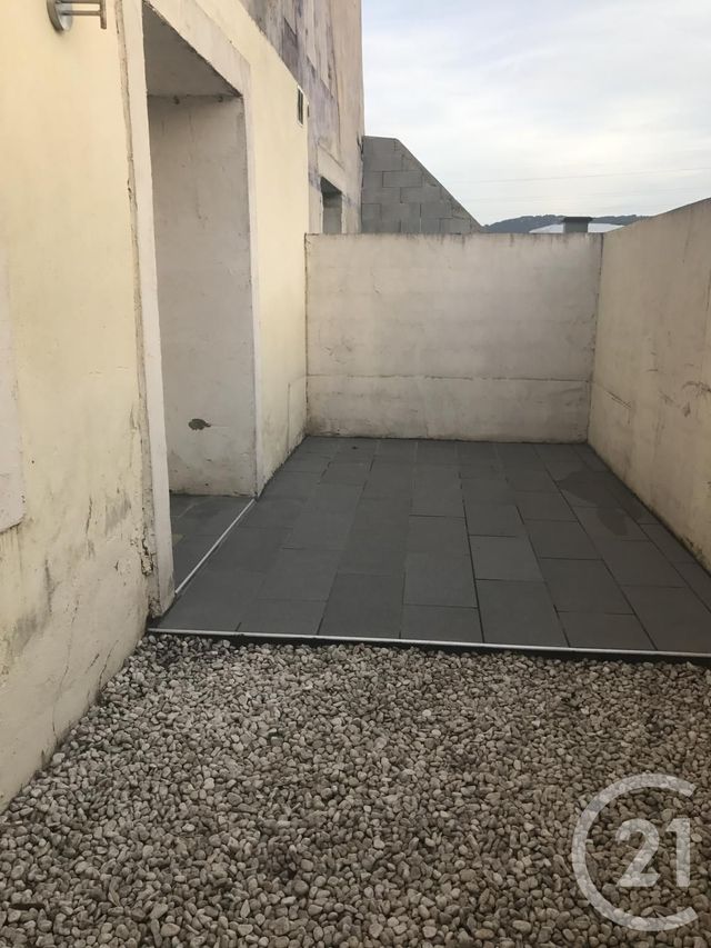 Appartement T1 à louer - 1 pièce - 33.55 m2 - FABREGUES - 34 - LANGUEDOC-ROUSSILLON - Century 21 Védas Immo