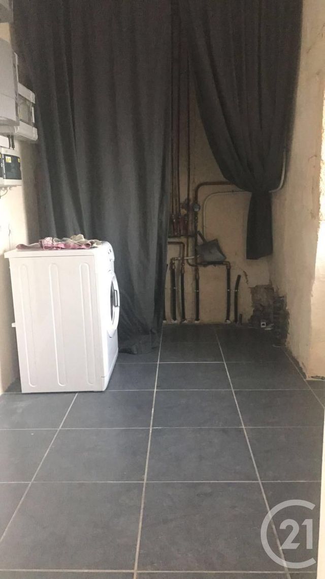 Appartement T1 à louer - 1 pièce - 33.55 m2 - FABREGUES - 34 - LANGUEDOC-ROUSSILLON - Century 21 Védas Immo