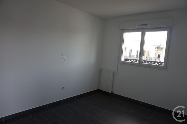 Appartement F2 à louer - 2 pièces - 41.8 m2 - ST JEAN DE VEDAS - 34 - LANGUEDOC-ROUSSILLON - Century 21 Védas Immo