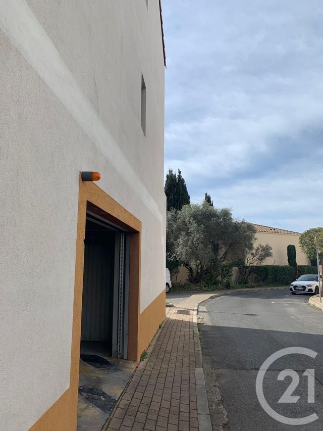 parking à louer - 12.0 m2 - ST JEAN DE VEDAS - 34 - LANGUEDOC-ROUSSILLON - Century 21 Védas Immo