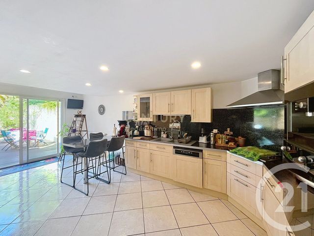 maison à vendre - 4 pièces - 155.0 m2 - LAVERUNE - 34 - LANGUEDOC-ROUSSILLON - Century 21 Védas Immo