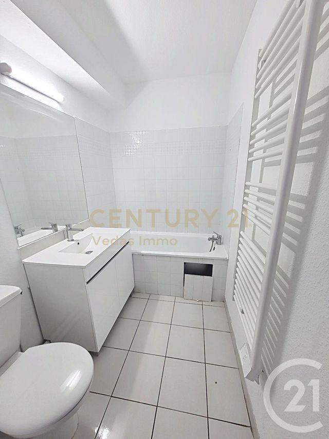 Appartement F1 bis à vendre - 2 pièces - 29.93 m2 - GRABELS - 34 - LANGUEDOC-ROUSSILLON - Century 21 Védas Immo