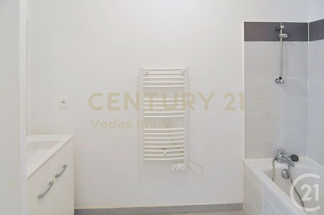 Appartement F3 à louer - 3 pièces - 60.0 m2 - MONTPELLIER - 34 - LANGUEDOC-ROUSSILLON - Century 21 Védas Immo