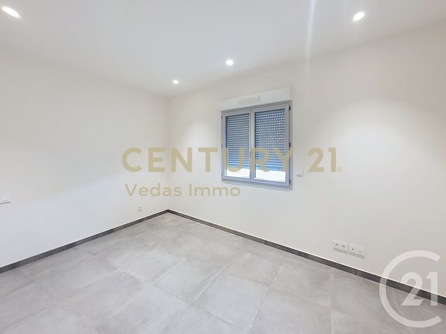 maison à louer - 3 pièces - 93.95 m2 - ST JEAN DE VEDAS - 34 - LANGUEDOC-ROUSSILLON - Century 21 Védas Immo