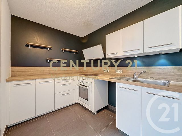 Appartement F3 à vendre - 3 pièces - 60.88 m2 - ST JEAN DE VEDAS - 34 - LANGUEDOC-ROUSSILLON - Century 21 Védas Immo
