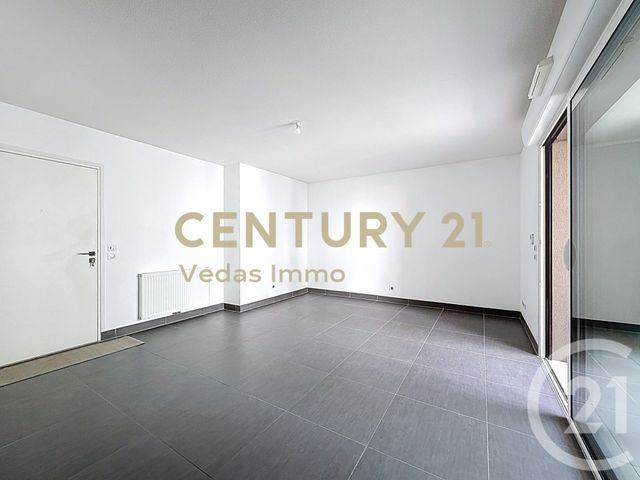 Appartement F3 à vendre - 3 pièces - 60.88 m2 - ST JEAN DE VEDAS - 34 - LANGUEDOC-ROUSSILLON - Century 21 Védas Immo