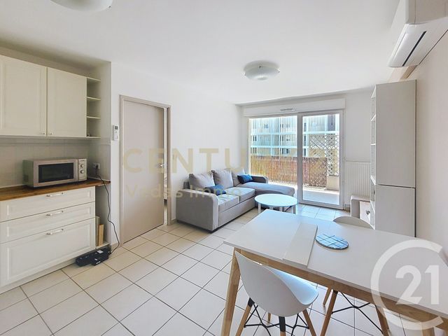 Appartement F3 à louer - 3 pièces - 55.2 m2 - MONTPELLIER - 34 - LANGUEDOC-ROUSSILLON - Century 21 Védas Immo