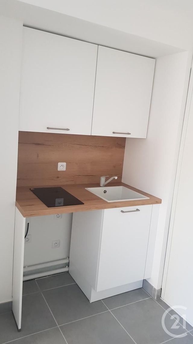 Appartement F1 à louer - 1 pièce - 24.55 m2 - MONTPELLIER - 34 - LANGUEDOC-ROUSSILLON - Century 21 Védas Immo