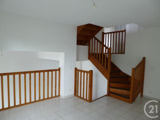 maison à louer - 4 pièces - 100.0 m2 - ST JEAN DE VEDAS - 34 - LANGUEDOC-ROUSSILLON - Century 21 Védas Immo