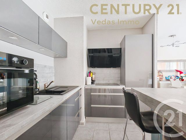 Appartement F3 à vendre - 3 pièces - 56.07 m2 - MONTPELLIER - 34 - LANGUEDOC-ROUSSILLON - Century 21 Védas Immo