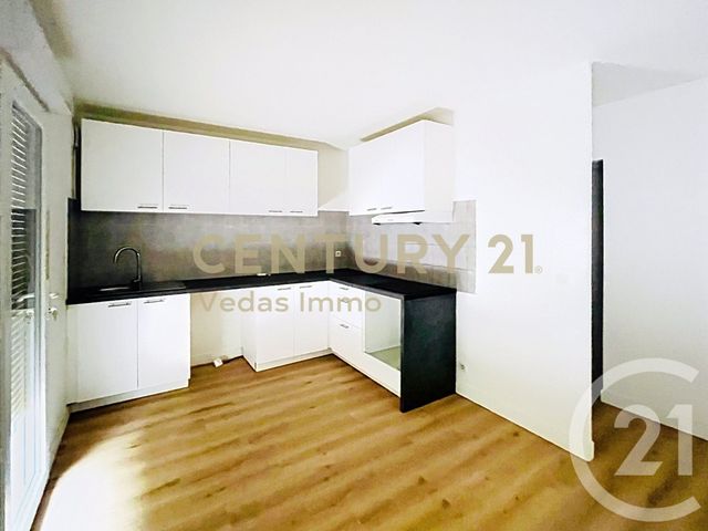 maison à louer - 4 pièces - 94.0 m2 - COURNONSEC - 34 - LANGUEDOC-ROUSSILLON - Century 21 Védas Immo