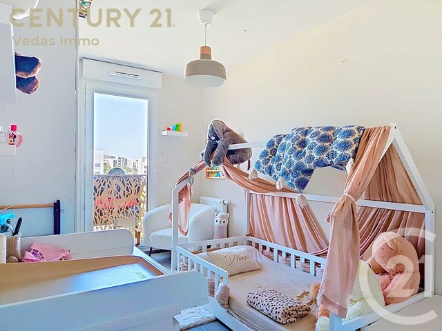 Appartement F3 à vendre - 3 pièces - 67.95 m2 - ST JEAN DE VEDAS - 34 - LANGUEDOC-ROUSSILLON - Century 21 Védas Immo