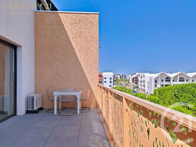 Appartement F3 à vendre - 3 pièces - 67.95 m2 - ST JEAN DE VEDAS - 34 - LANGUEDOC-ROUSSILLON - Century 21 Védas Immo