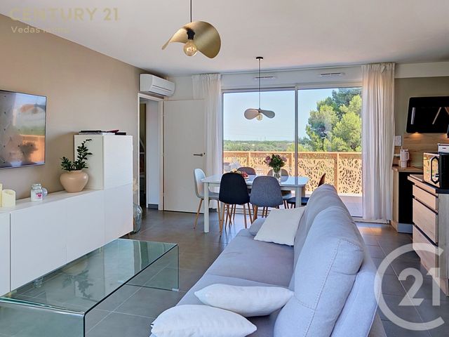 Appartement F3 à vendre - 3 pièces - 67.95 m2 - ST JEAN DE VEDAS - 34 - LANGUEDOC-ROUSSILLON - Century 21 Védas Immo