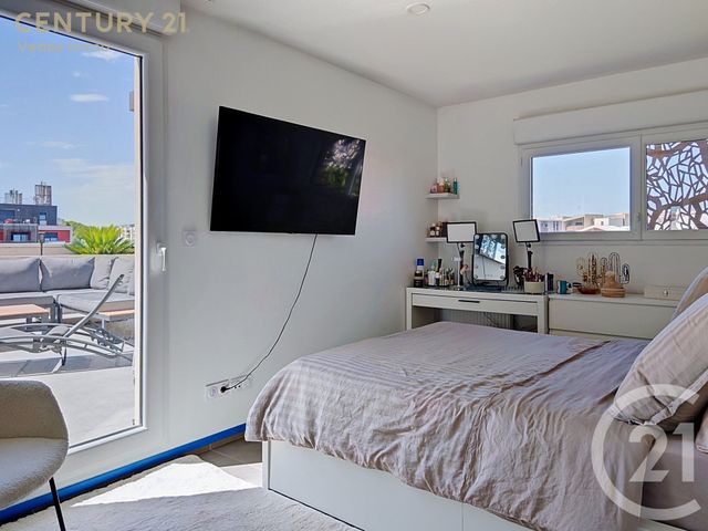 Appartement F3 à vendre - 3 pièces - 67.95 m2 - ST JEAN DE VEDAS - 34 - LANGUEDOC-ROUSSILLON - Century 21 Védas Immo