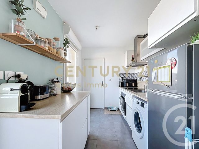 Appartement F2 à louer - 2 pièces - 40.9 m2 - ST JEAN DE VEDAS - 34 - LANGUEDOC-ROUSSILLON - Century 21 Védas Immo
