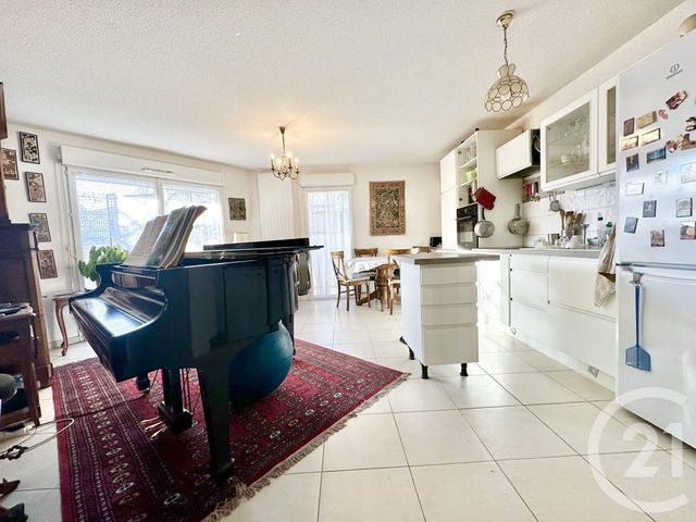 Appartement F3 à vendre - 3 pièces - 57.9 m2 - ST JEAN DE VEDAS - 34 - LANGUEDOC-ROUSSILLON - Century 21 Védas Immo