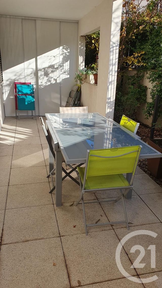 Appartement F3 à vendre - 3 pièces - 57.9 m2 - ST JEAN DE VEDAS - 34 - LANGUEDOC-ROUSSILLON - Century 21 Védas Immo