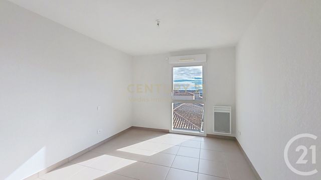 Appartement F3 à vendre - 3 pièces - 59.01 m2 - ST JEAN DE VEDAS - 34 - LANGUEDOC-ROUSSILLON - Century 21 Védas Immo