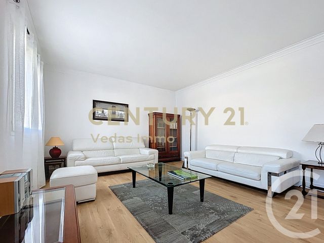 maison à louer - 6 pièces - 137.67 m2 - LAVERUNE - 34 - LANGUEDOC-ROUSSILLON - Century 21 Védas Immo