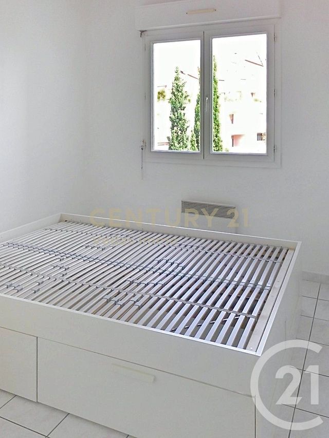 Appartement F2 à louer - 2 pièces - 32.94 m2 - MONTPELLIER - 34 - LANGUEDOC-ROUSSILLON - Century 21 Védas Immo