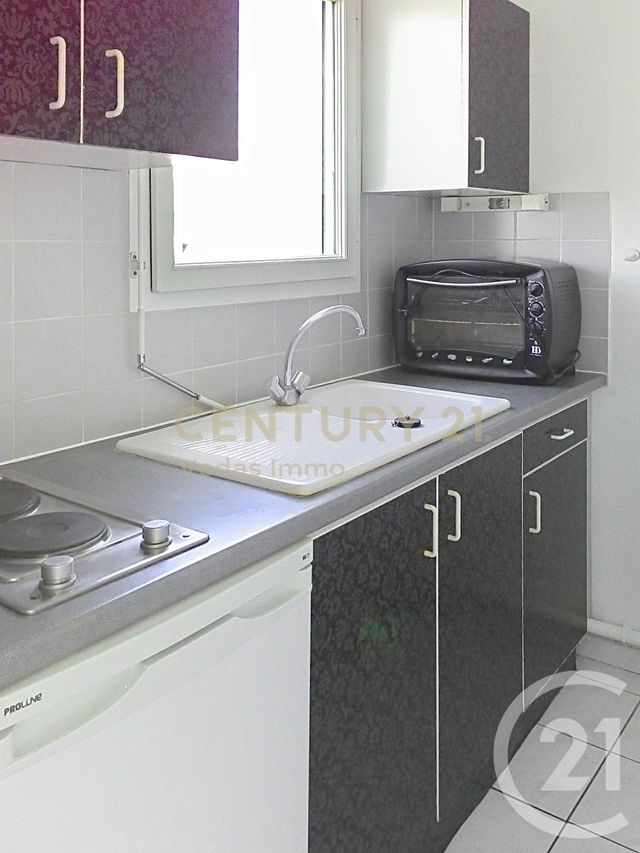 Appartement F2 à louer - 2 pièces - 32.94 m2 - MONTPELLIER - 34 - LANGUEDOC-ROUSSILLON - Century 21 Védas Immo