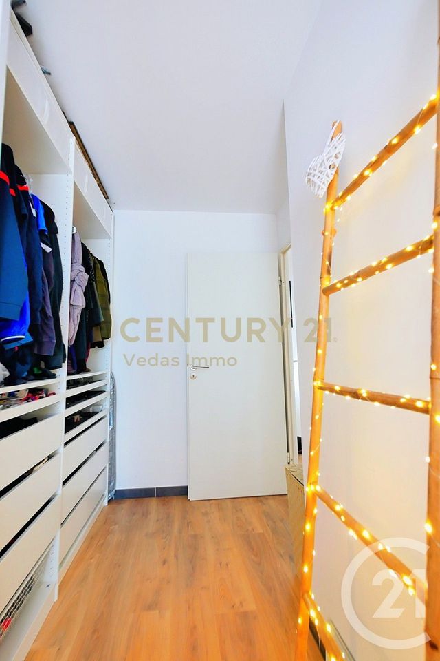 Appartement F3 à louer - 3 pièces - 62.11 m2 - ST JEAN DE VEDAS - 34 - LANGUEDOC-ROUSSILLON - Century 21 Védas Immo