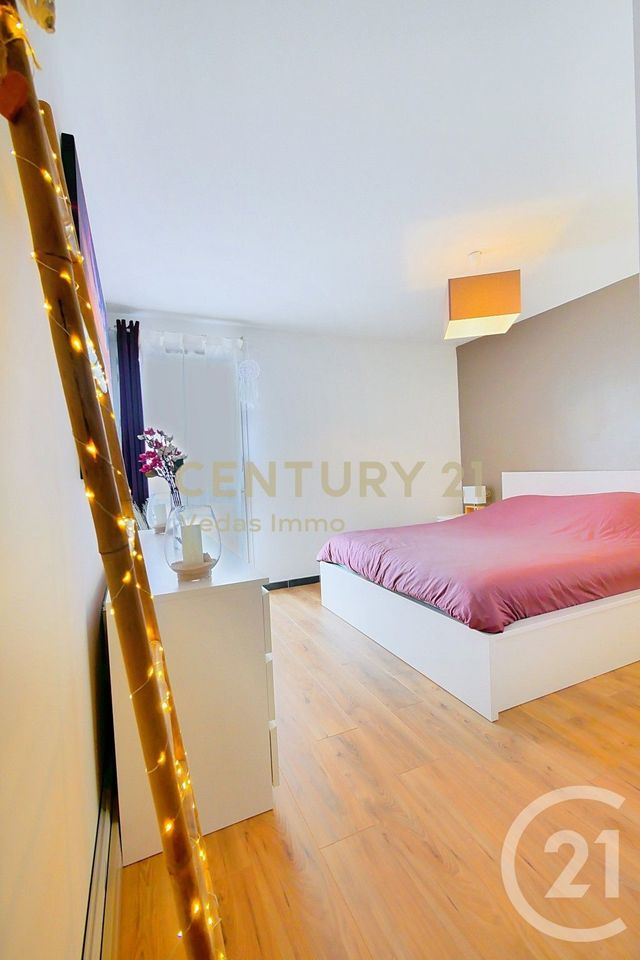 Appartement F3 à louer - 3 pièces - 62.11 m2 - ST JEAN DE VEDAS - 34 - LANGUEDOC-ROUSSILLON - Century 21 Védas Immo