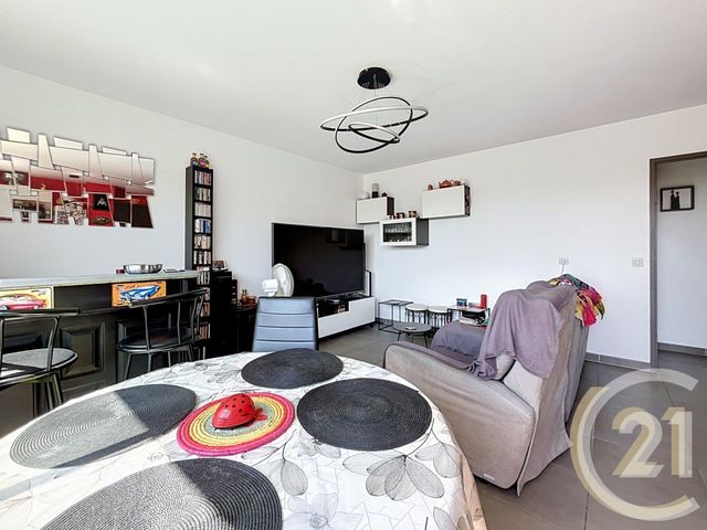 Appartement F3 à vendre - 3 pièces - 63.3 m2 - ST JEAN DE VEDAS - 34 - LANGUEDOC-ROUSSILLON - Century 21 Védas Immo