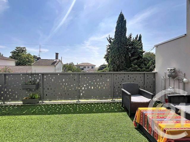 Appartement F3 à vendre - 3 pièces - 63.3 m2 - ST JEAN DE VEDAS - 34 - LANGUEDOC-ROUSSILLON - Century 21 Védas Immo