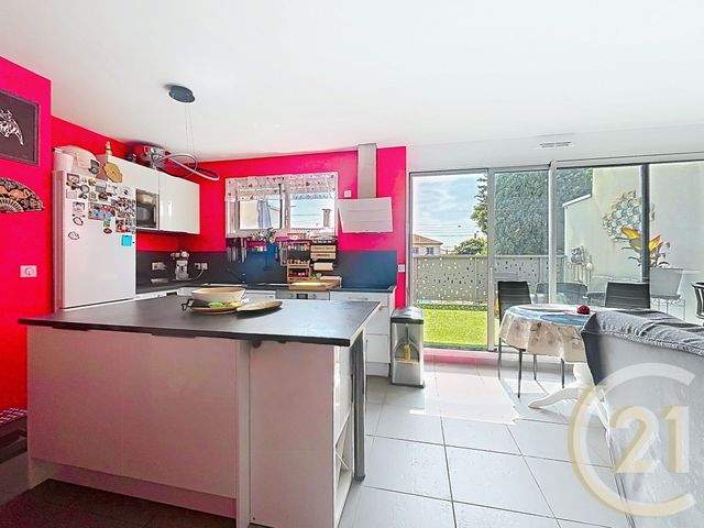 Appartement F3 à vendre - 3 pièces - 63.3 m2 - ST JEAN DE VEDAS - 34 - LANGUEDOC-ROUSSILLON - Century 21 Védas Immo