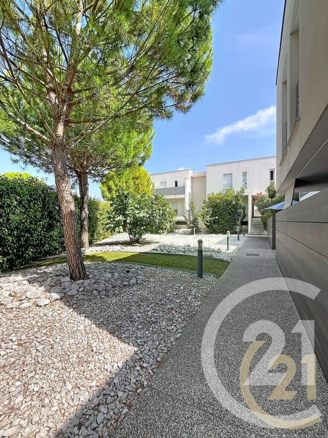 Appartement F3 à vendre ST JEAN DE VEDAS