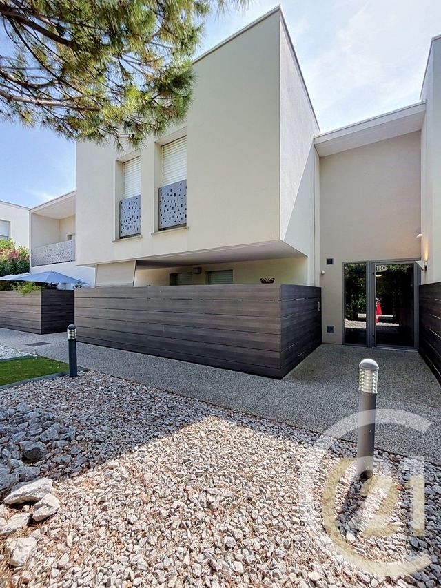 Appartement F3 à vendre - 3 pièces - 63.3 m2 - ST JEAN DE VEDAS - 34 - LANGUEDOC-ROUSSILLON - Century 21 Védas Immo