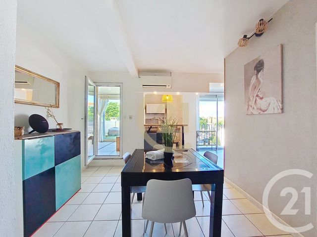 Appartement F3 à vendre - 3 pièces - 61.65 m2 - LA GRANDE MOTTE - 34 - LANGUEDOC-ROUSSILLON - Century 21 Védas Immo