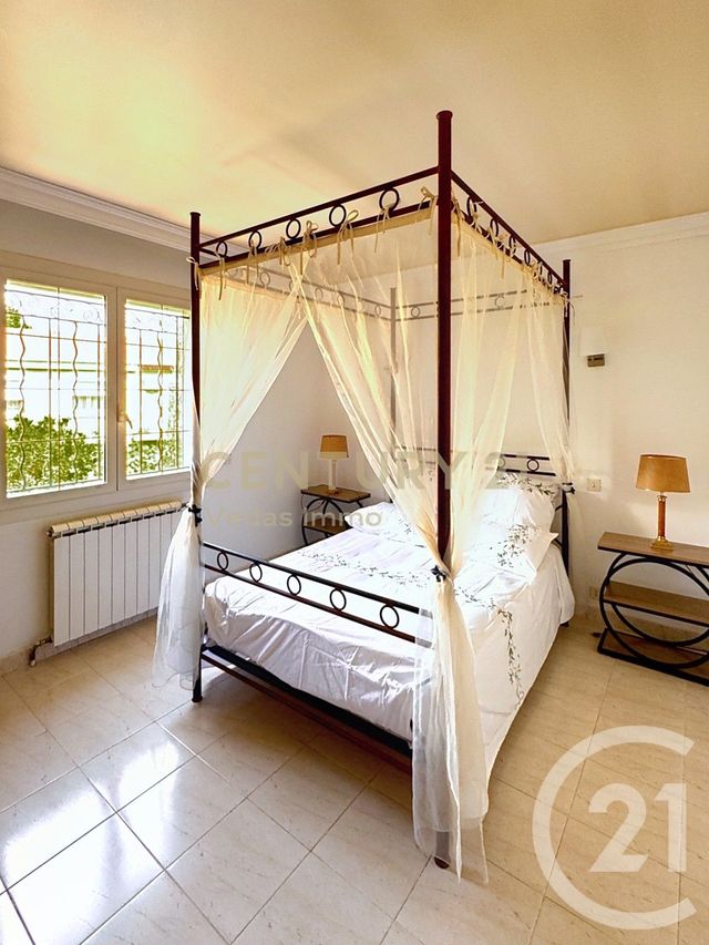maison à vendre - 6 pièces - 188.0 m2 - ST JEAN DE VEDAS - 34 - LANGUEDOC-ROUSSILLON - Century 21 Védas Immo