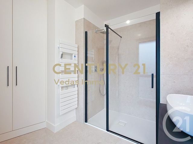 Appartement F3 à vendre - 3 pièces - 83.66 m2 - ST JEAN DE VEDAS - 34 - LANGUEDOC-ROUSSILLON - Century 21 Védas Immo