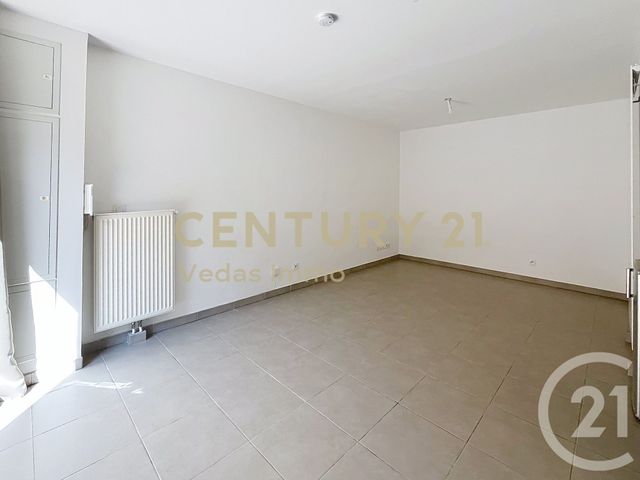 Appartement F1 à louer - 1 pièce - 24.9 m2 - ST JEAN DE VEDAS - 34 - LANGUEDOC-ROUSSILLON - Century 21 Védas Immo
