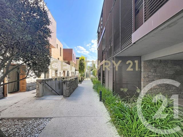 Appartement F1 à louer - 1 pièce - 24.9 m2 - ST JEAN DE VEDAS - 34 - LANGUEDOC-ROUSSILLON - Century 21 Védas Immo