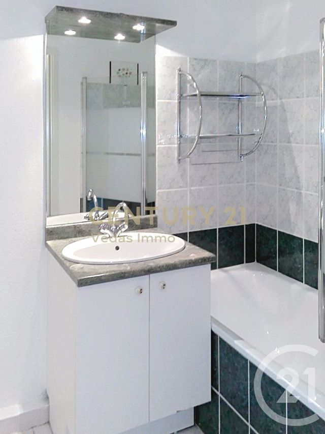 Appartement F2 à louer - 2 pièces - 41.5 m2 - LATTES - 34 - LANGUEDOC-ROUSSILLON - Century 21 Védas Immo