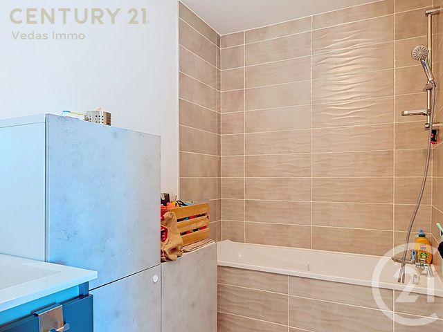Appartement F4 à vendre - 4 pièces - 90.7 m2 - MONTPELLIER - 34 - LANGUEDOC-ROUSSILLON - Century 21 Védas Immo