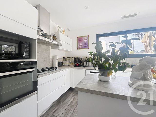 maison à vendre - 3 pièces - 80.0 m2 - ST JEAN DE VEDAS - 34 - LANGUEDOC-ROUSSILLON - Century 21 Védas Immo