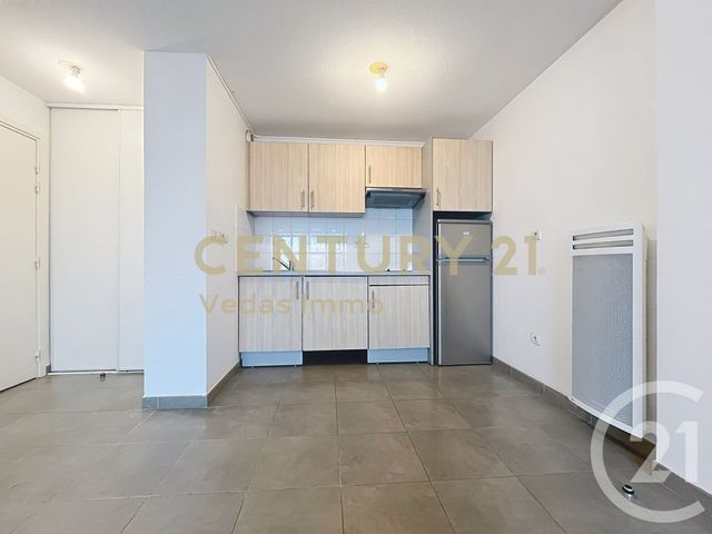 Appartement F3 à louer - 3 pièces - 67.1 m2 - CASTELNAU LE LEZ - 34 - LANGUEDOC-ROUSSILLON - Century 21 Védas Immo