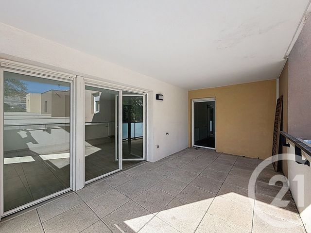 Appartement F4 à vendre - 4 pièces - 89.0 m2 - ST JEAN DE VEDAS - 34 - LANGUEDOC-ROUSSILLON - Century 21 Védas Immo