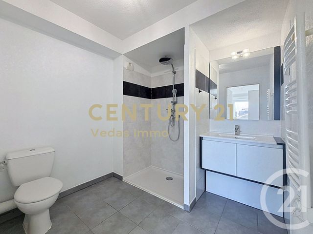 Appartement F2 à vendre - 2 pièces - 41.23 m2 - ST JEAN DE VEDAS - 34 - LANGUEDOC-ROUSSILLON - Century 21 Védas Immo