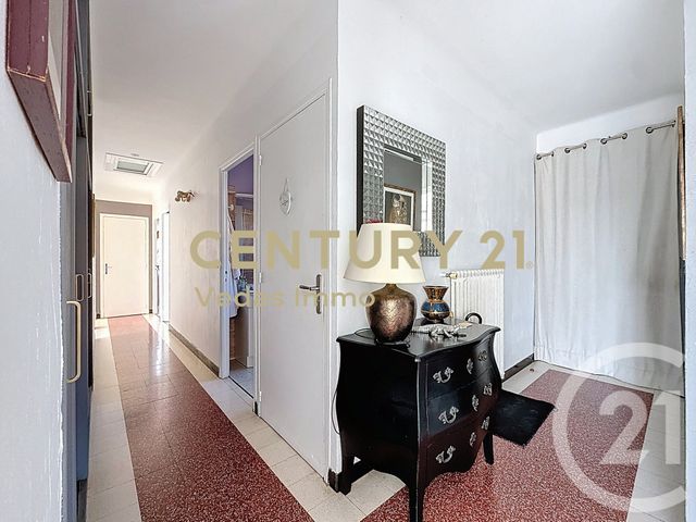 maison à vendre - 8 pièces - 187.0 m2 - LAVERUNE - 34 - LANGUEDOC-ROUSSILLON - Century 21 Védas Immo