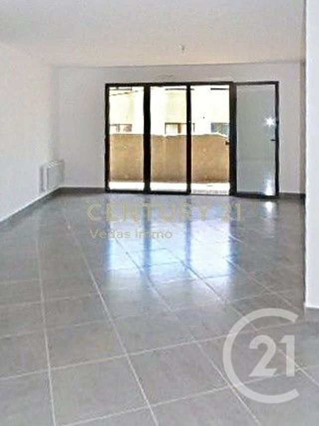 Appartement F3 à louer - 3 pièces - 71.0 m2 - VILLENEUVE LES MAGUELONE - 34 - LANGUEDOC-ROUSSILLON - Century 21 Védas Immo