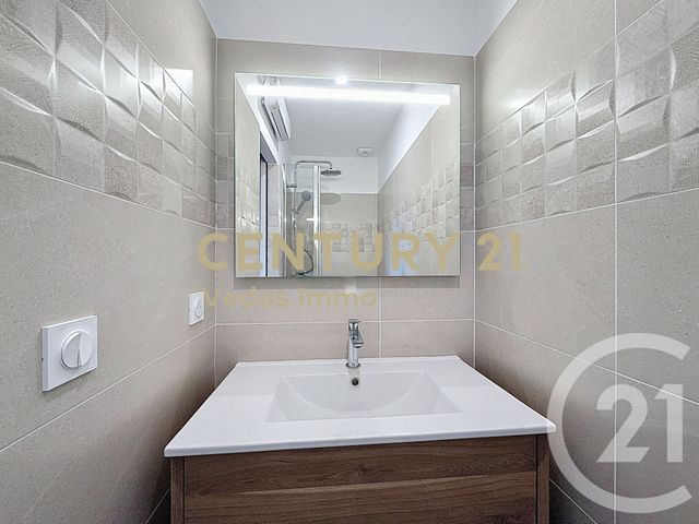 maison à vendre - 4 pièces - 114.0 m2 - PIGNAN - 34 - LANGUEDOC-ROUSSILLON - Century 21 Védas Immo