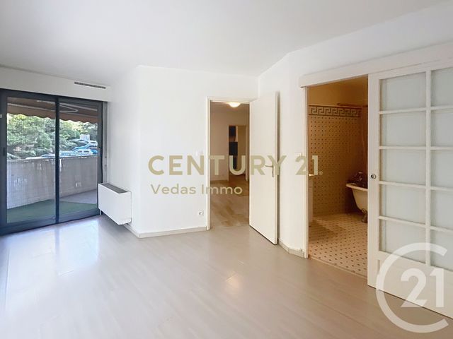 Appartement F2 à louer - 2 pièces - 42.07 m2 - MONTPELLIER - 34 - LANGUEDOC-ROUSSILLON - Century 21 Védas Immo