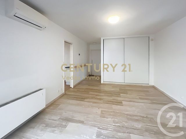 Appartement F2 à louer - 2 pièces - 42.07 m2 - MONTPELLIER - 34 - LANGUEDOC-ROUSSILLON - Century 21 Védas Immo