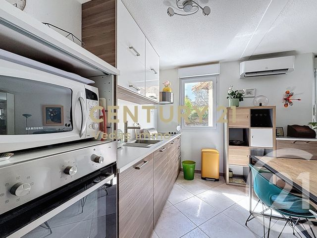 Appartement F2 à vendre - 2 pièces - 52.2 m2 - ST JEAN DE VEDAS - 34 - LANGUEDOC-ROUSSILLON - Century 21 Védas Immo